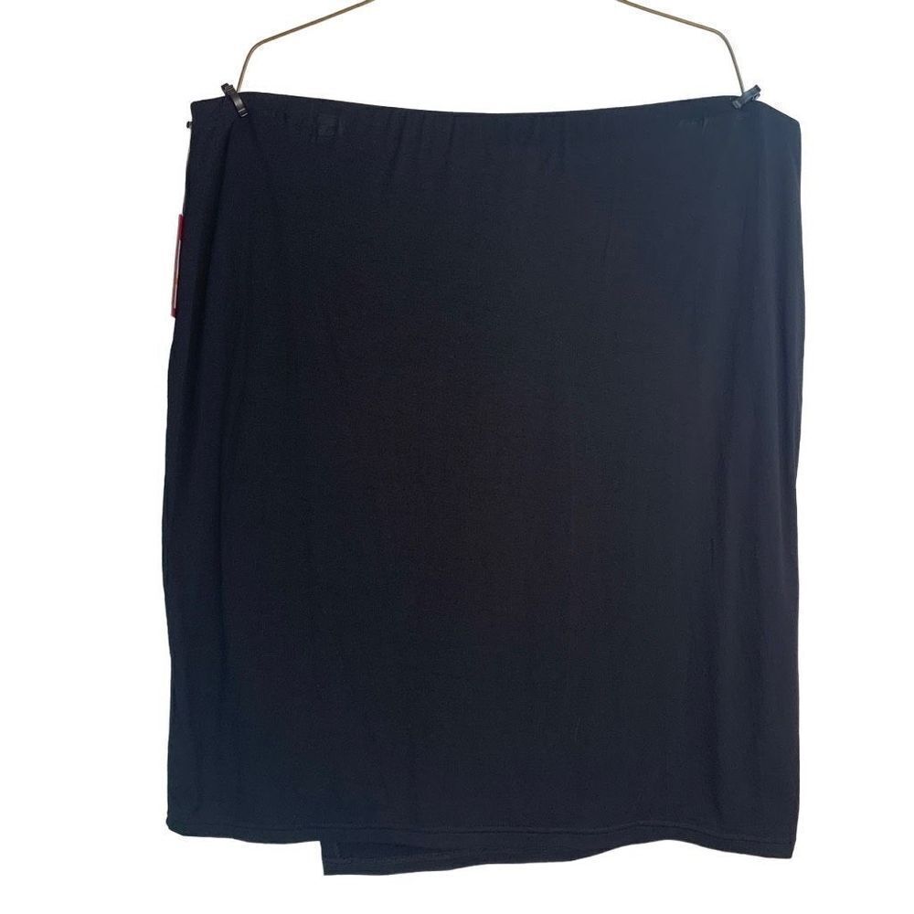 Vince Camuto Classic Black Pencil Skirt